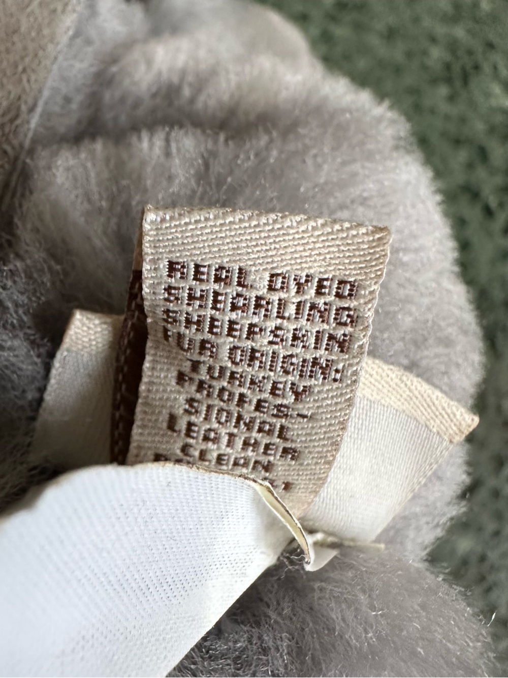 UGG Gloves Shearling Water Resistant Bow Shorty Gray Large Holiday Gift NEW - Picture 8 of 8